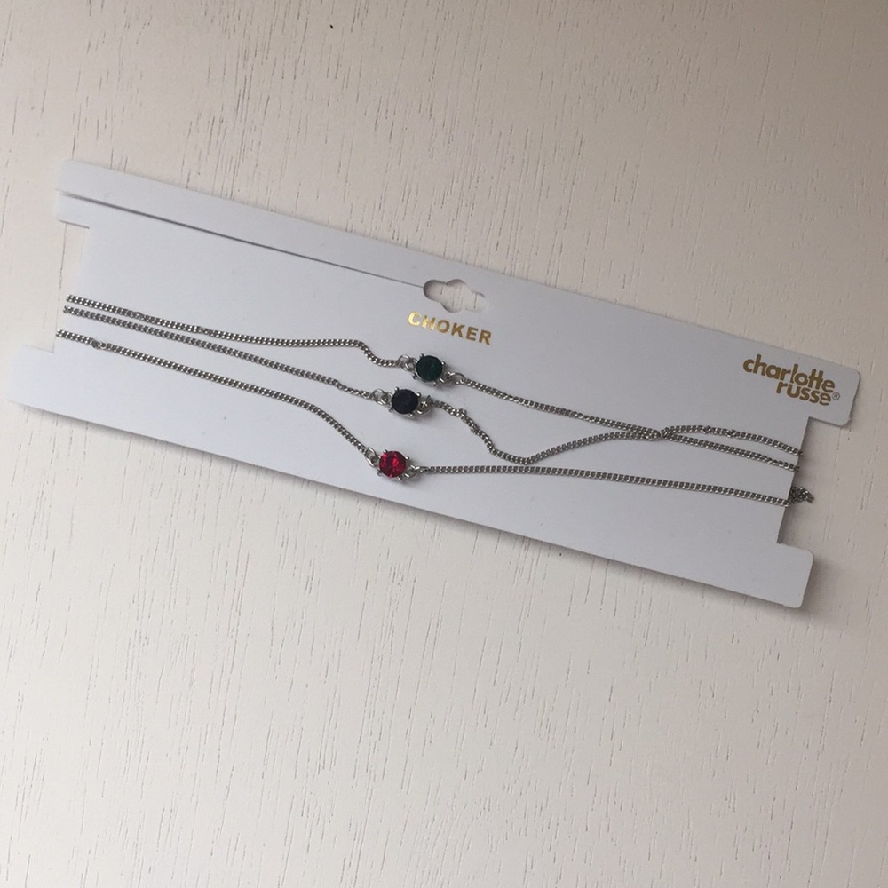 NEVER WORN choker set